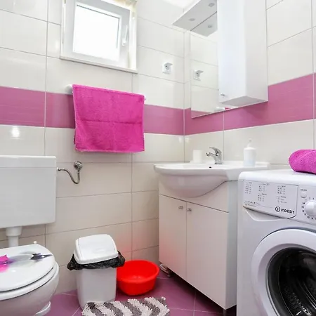 Razanj 17867b Apartmán Rogoznica (Sibenik-Knin)