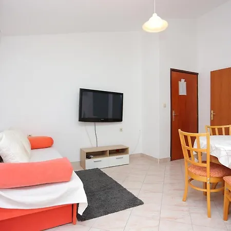 Razanj 17867b Apartmán Rogoznica (Sibenik-Knin)